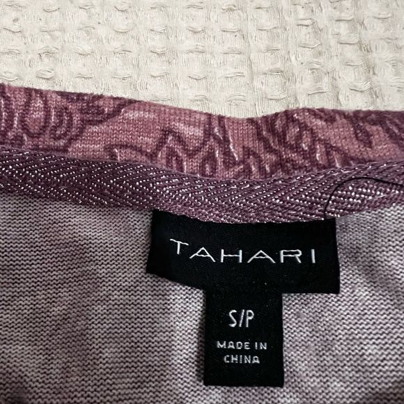 Tahari Paisley Matching Pajama Set S : S - Picture 6 of 6